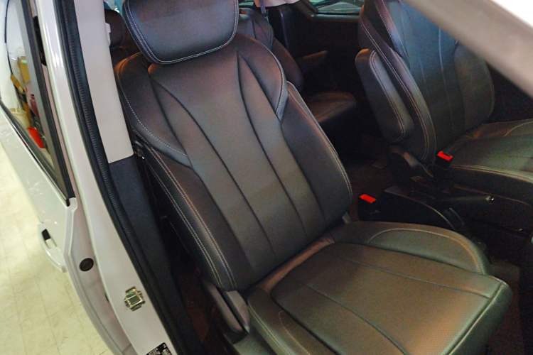 Used SAIC MAXUS G20 2023 ES 2.0T Gasoline Automatic Value Edition