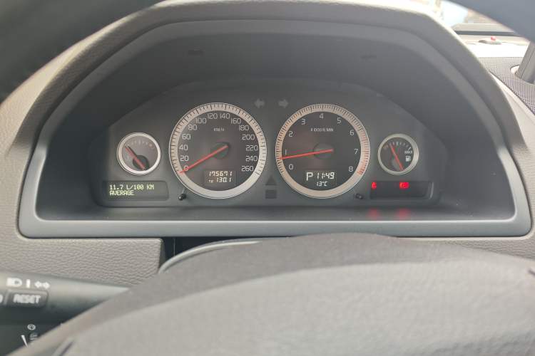 Used Volvo XC Classic 2014 T5 Luxury Edition
