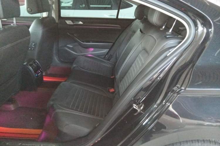 Used Volkswagen Magotan 2020 330TSI DSG Luxury Edition
