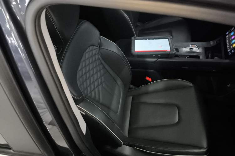 Used Hyundai Custo 2022 270TGDi Smart Luxury Flagship Edition TOP
