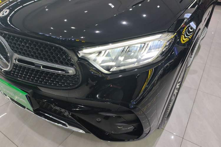 Used Mercedes-Benz GLC 2023 GLC 300 L 4MATIC Dynamic Edition 5-seater
