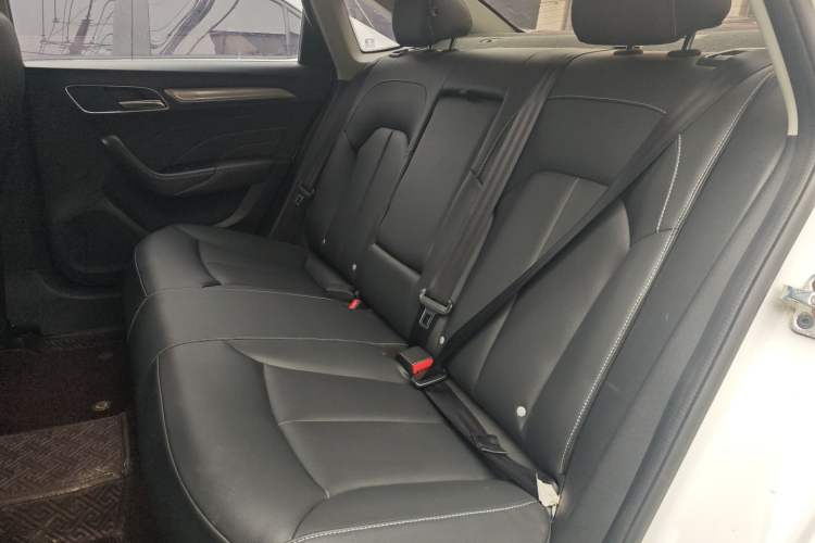 Used Roewe i6 2017 20T Automatic Internet Smart Edition