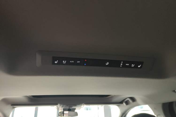 Used Toyota Sienna 2024 2.5L Hybrid Comfort Edition