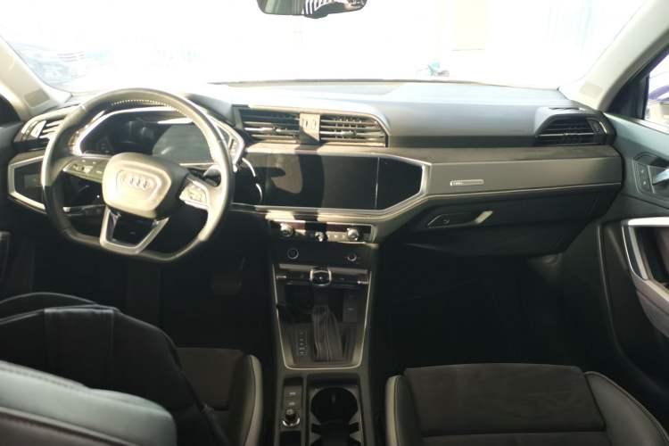 Used Audi Q3 2022 35 TFSI Fashion Dynamic Model