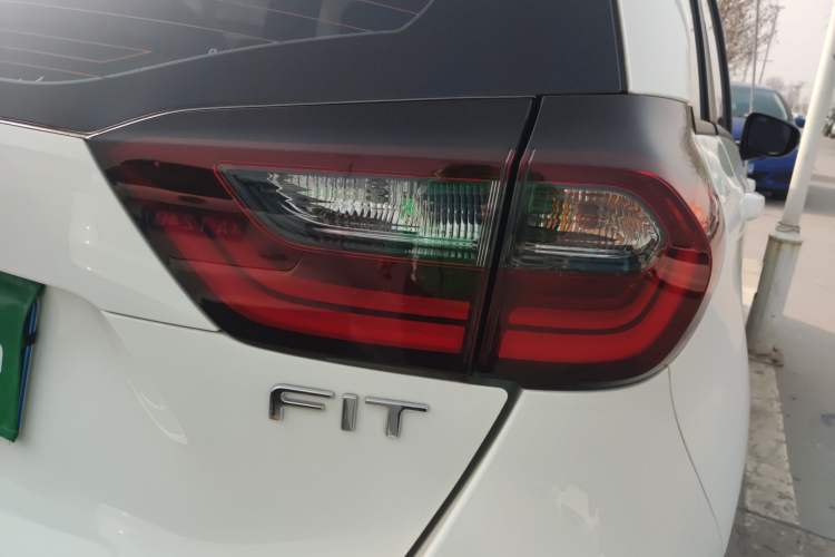 Used Honda Fit 2021 1.5L CVT Trend Edition