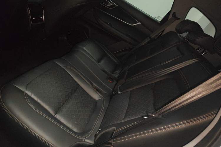 Used Chery Tiggo 8 2022 1.5 TCI Automatic Exclusive Edition 7-Seater
