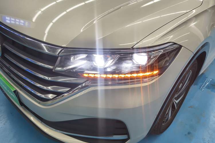 Used Volkswagen Viloran 2020 330TSI Luxury Edition
