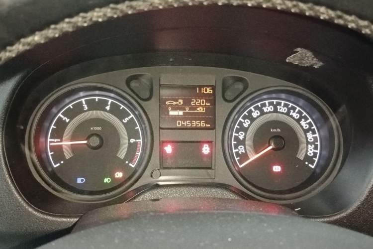 Used Peugeot 301 2016 1.6L Manual Comfort Edition
