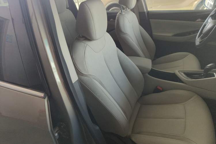 Used Buick GL6 2019 18T 6-Seater Elite Version China VI Standard
