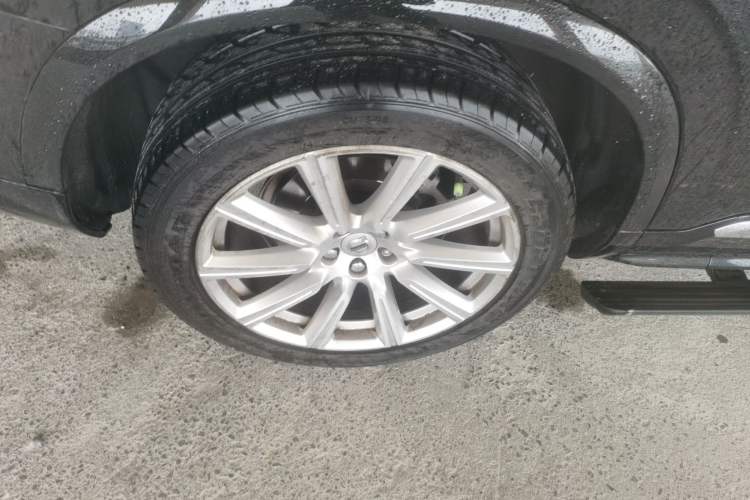 Used Volvo XC90 2019 T5 Zhiyi Edition 5-Seater China VI Standard
