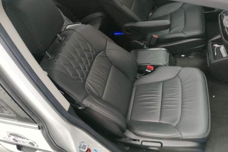 Used Honda Elysion 2019 2.0L Hybrid Luxury Edition
