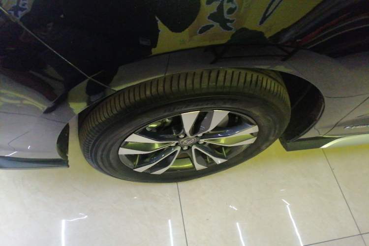 Used Toyota Granvia 2024 2.5L Hybrid Prestige PLUS Four-Wheel Drive Version
