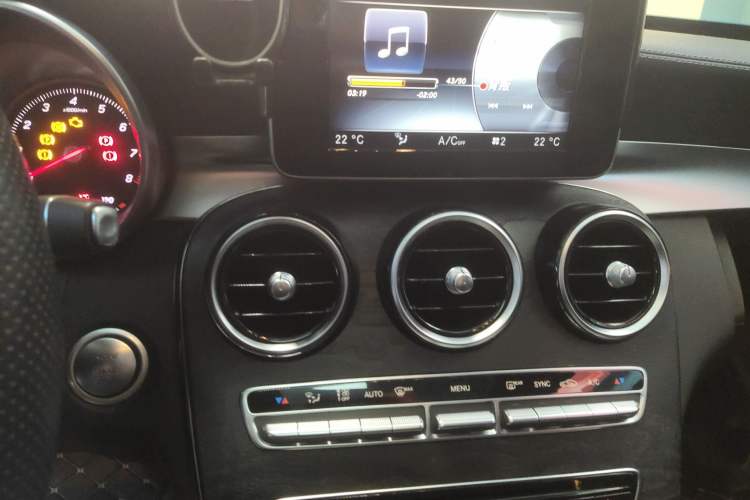 Used Mercedes-Benz C-Class 2015 Revised C 200 L Sport Edition
