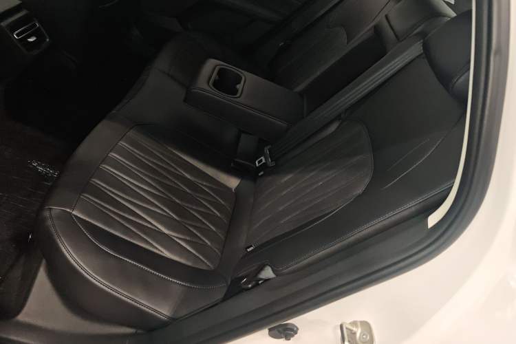 Used Changan Eado PHEV 2025 Smart New Blue Whale 145KM Battleship Edition