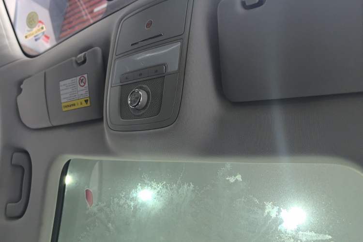 Used Roewe RX3 2020 1.6L CVT 4G Connected Ultra-Fun Elite Edition
