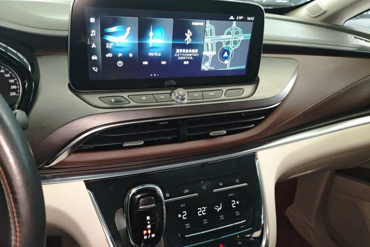 Used Buick GL8 2021 Land Cruiser Executive 652T Premium Model
