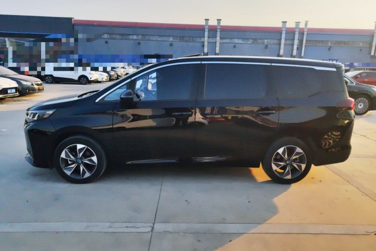 Used GAC Trumpchi M6 2023 PRO 270T DCT Luxury Edition
