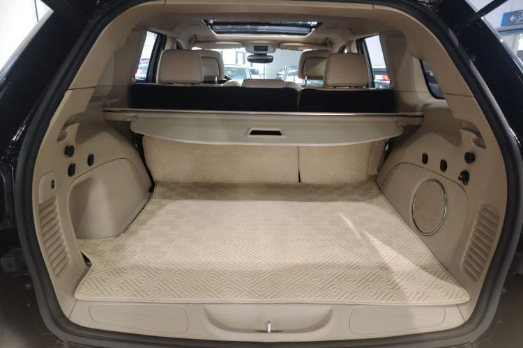 Used  Grand Cherokee 2020 3.0L Elite Navigation Edition
