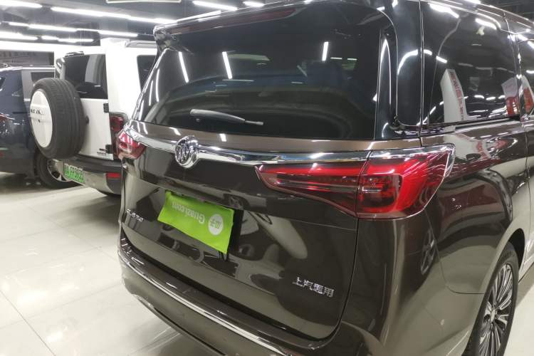 Used Buick GL8 2021 ES Landtrek 653T Luxury Model
