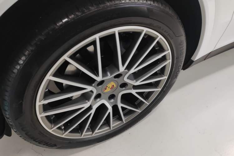 Used Porsche Cayenne 2023 Cayenne 3.0T Platinum Edition
