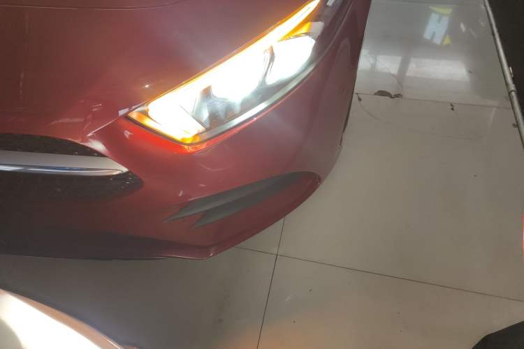 Used Mercedes-Benz A-Class 2022 Revised Version A 200 L Sport Sedan Fashionable Style
