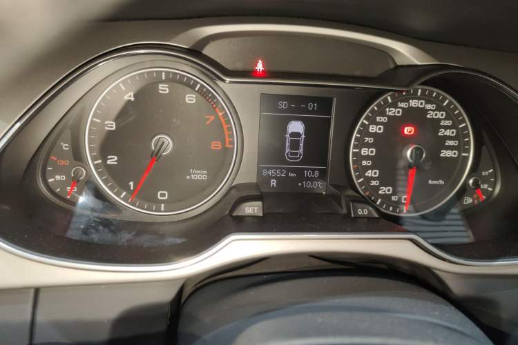 Used Audi A4L 2016 30 TFSI Collector's Edition Automatic Comfort Model
