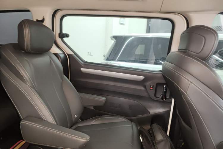 Used SAIC MAXUS G20 2023 Facelifted ES 2.0T Diesel Manual - Exceptional Value Edition