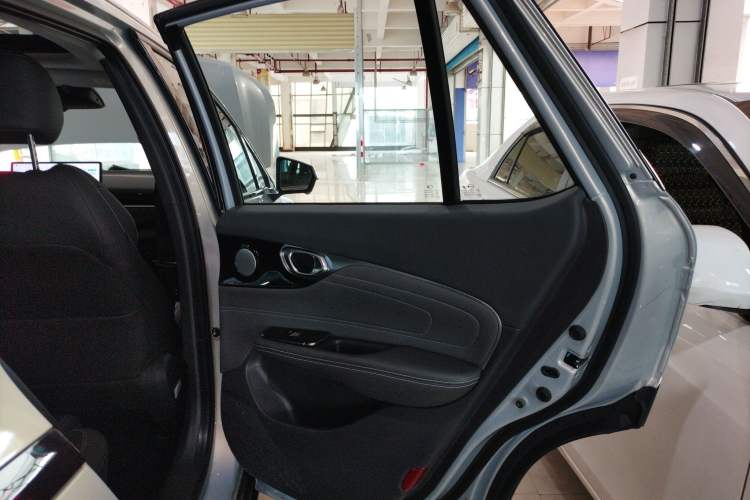 Used AION V 2023 Plus 70 Smart Tech Edition Lithium Iron Phosphate
