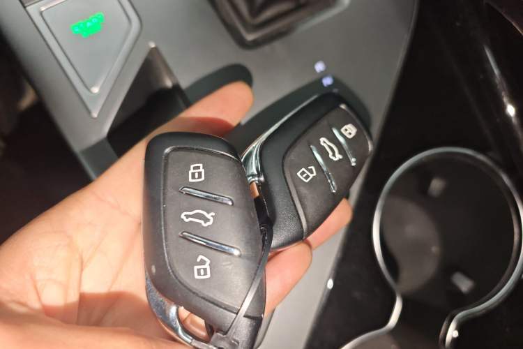 Used Roewe RX5 New Energy 2023 eRX5 Ultra-Hybrid Comfort Edition