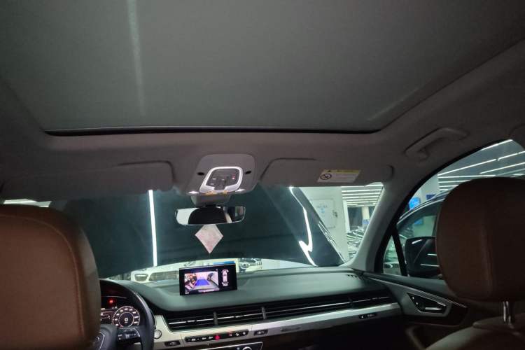 Used Audi Q7 2016 45 TFSI Technology Edition
