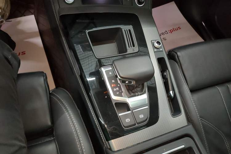 Used Audi Q5L 2022 40T Luxury Dynamic Model