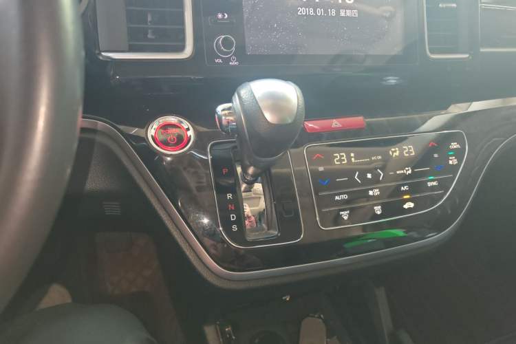 Used Honda Elysion 2019 2.0L Hybrid Supreme Edition
