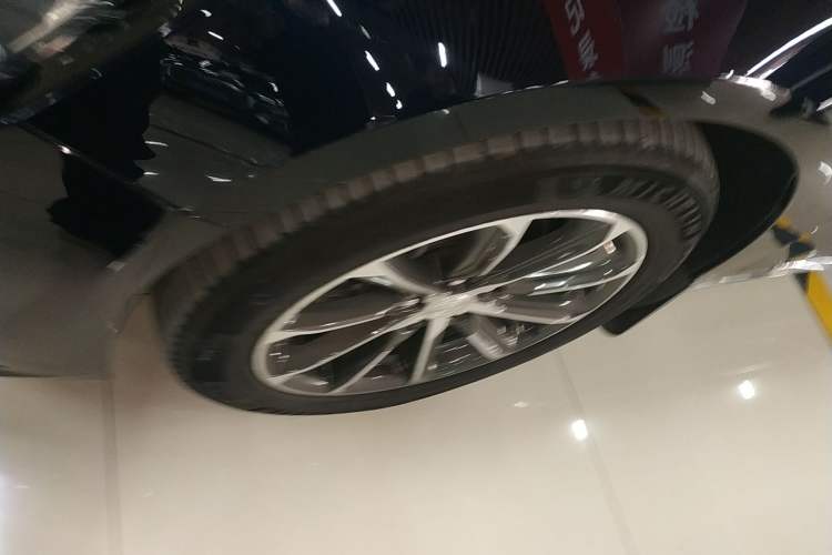 Used Buick LaCrosse 2019 28T Luxury Model
