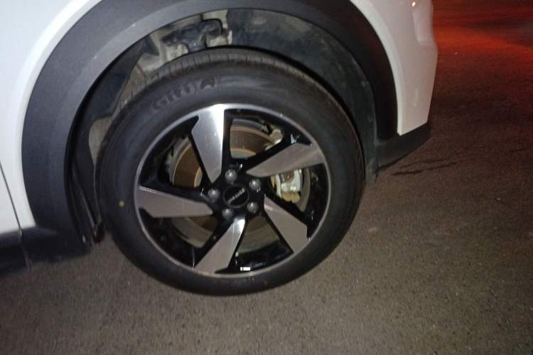 Used Lynk & Co 06 2020 1.5T JinPro model
