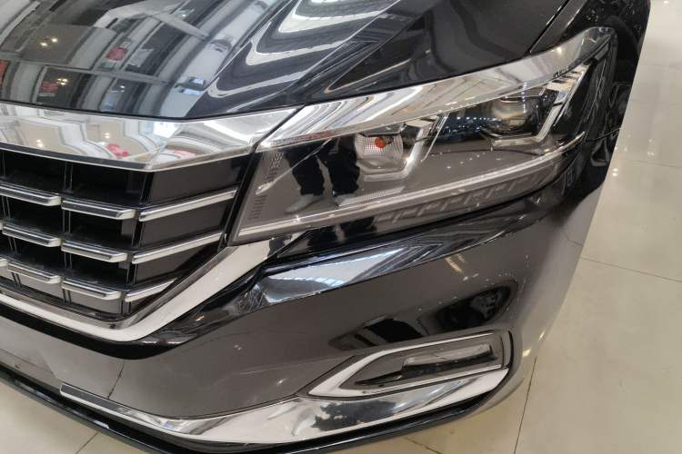 Used Volkswagen Passat 2019 280TSI Business Edition China VI