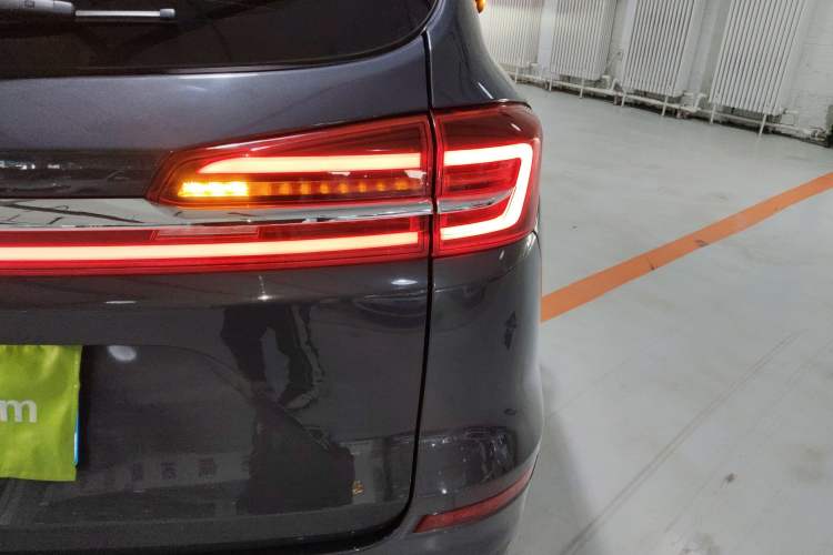 Used BYD Song 2021 Classic Edition 1.5T Automatic Elite Model
