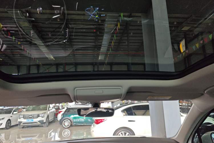 Used Volkswagen Tiguan L 2021 330TSI Automatic Two-Wheel Drive R-Line Enhanced Edition