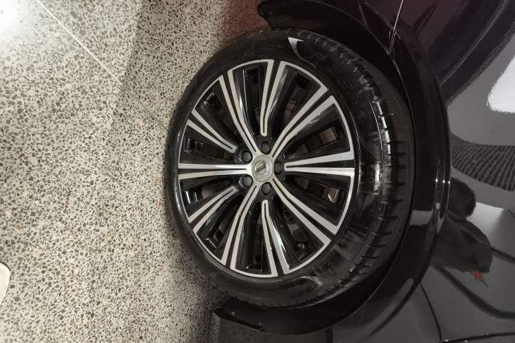 Used Volvo S90 2024 B5 Zhiyuan Luxury Edition
