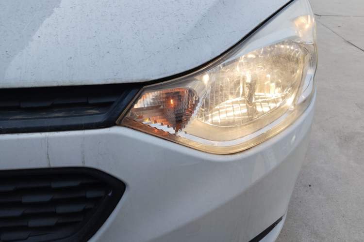 Used Chevrolet Sail 2015 Sail 3 1.3L Manual Warm Edition