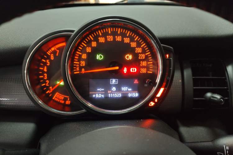 Used  MINI 2016 1.5T COOPER Five-Door Edition
