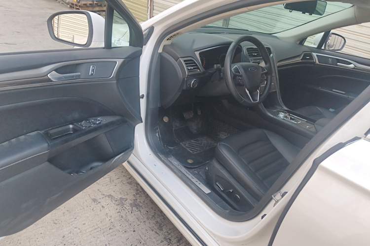 Used Ford Mondeo 2018 EcoBoost 180 Smart Control Fashion Model China V Standard