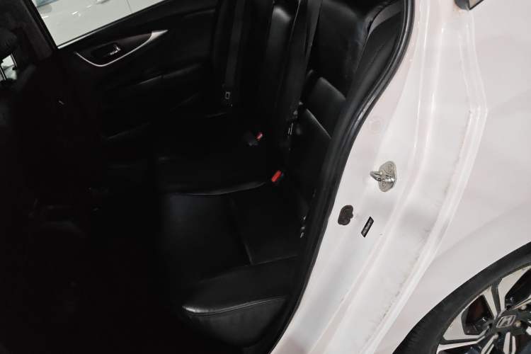 Used Honda Crider 2016 1.8L CVT Luxury Edition
