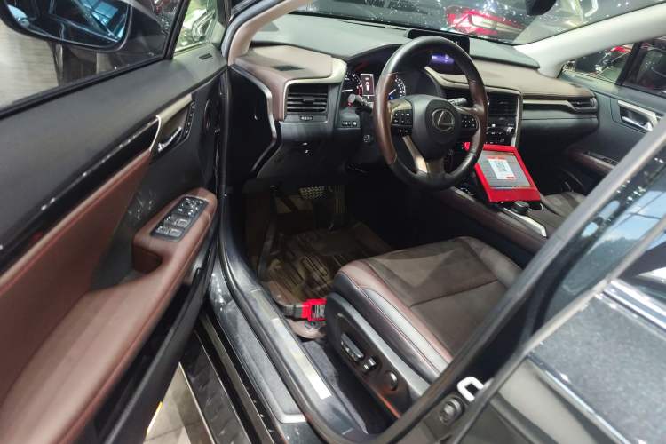 Used Lexus RX 2016 300 4x4 Elegant Edition China VI
