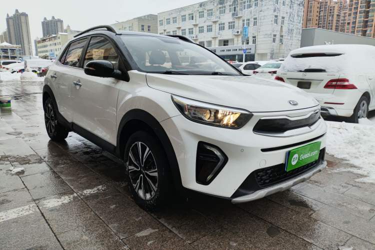 Used Kia kx1 Stonic 2021 1.4L CVT Fun & Sunroof Model
