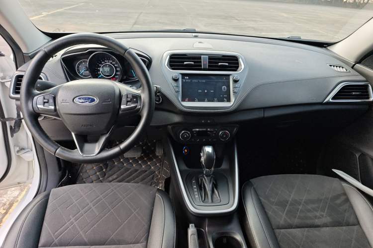 Used Ford Escort 2019 Revised Version 1.5L Automatic Enjoyment Type China VI Standard
