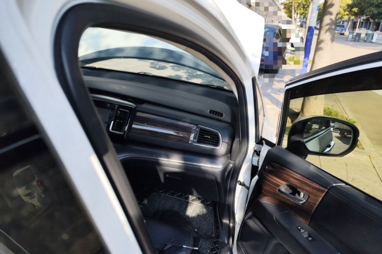 Used Honda Elysion 2016 2.4L Luxury Edition
