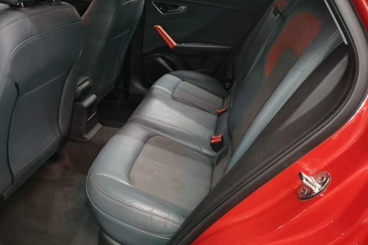 Used Audi Q2L 2018 35 TFSI Fashionable & Elegant Version China VI Emission Standard
