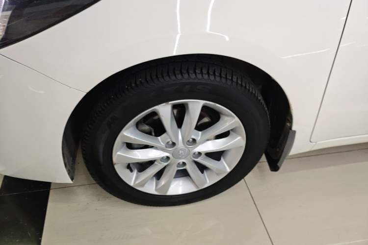 Used Kia K3 2016 1.6L Automatic GLS
