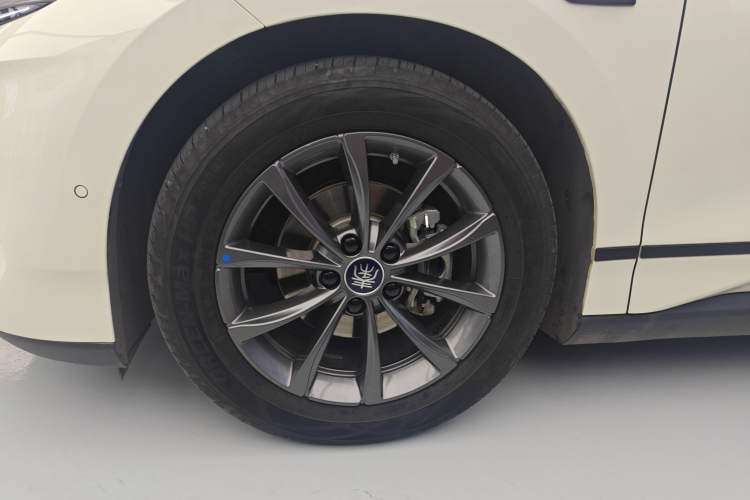 Used BYD Qin L 2025 EV 545KM Beyond Version
