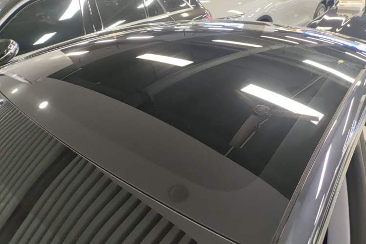 Used Tesla Model 3 2025 Rear-Wheel-Drive Version
